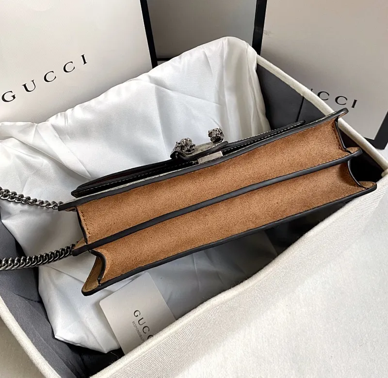 All categories Official website "Brand Women's Bags" Women's Bags 💙 GUCCI 2022 official new Gucci crossbody bag wholesale Original order quality 58002000 Size: 28-18-9Cm