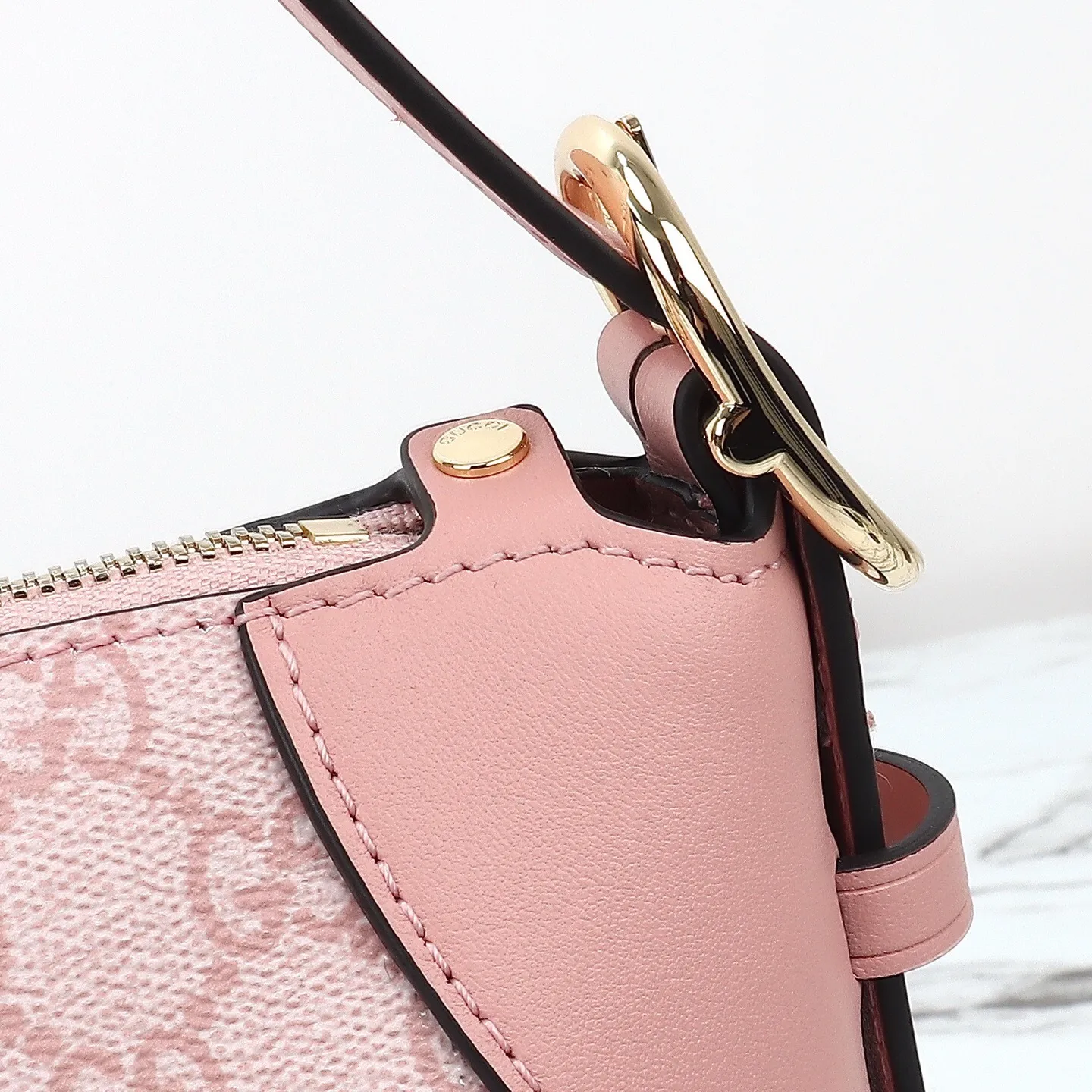 All categories Official website "Brand Women's Bags" Women's Bags 💙 GUCCI 2025 new GUCCI armpit bag