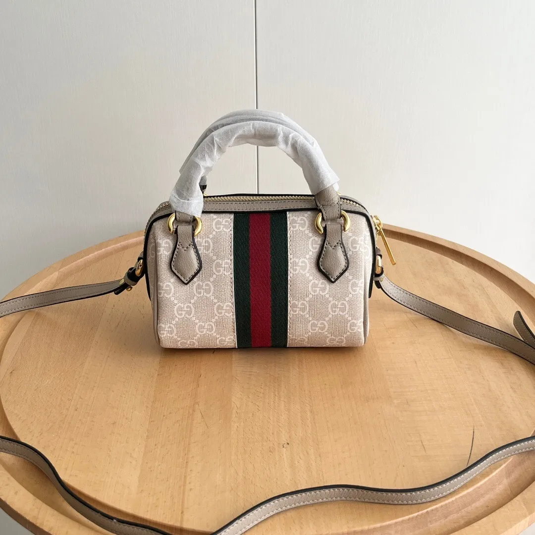All Categories Official Website "Brand Women's Bags" Women's Bags 💙 GUCCI 2024 Official Website New GUCCI Crossbody Bag