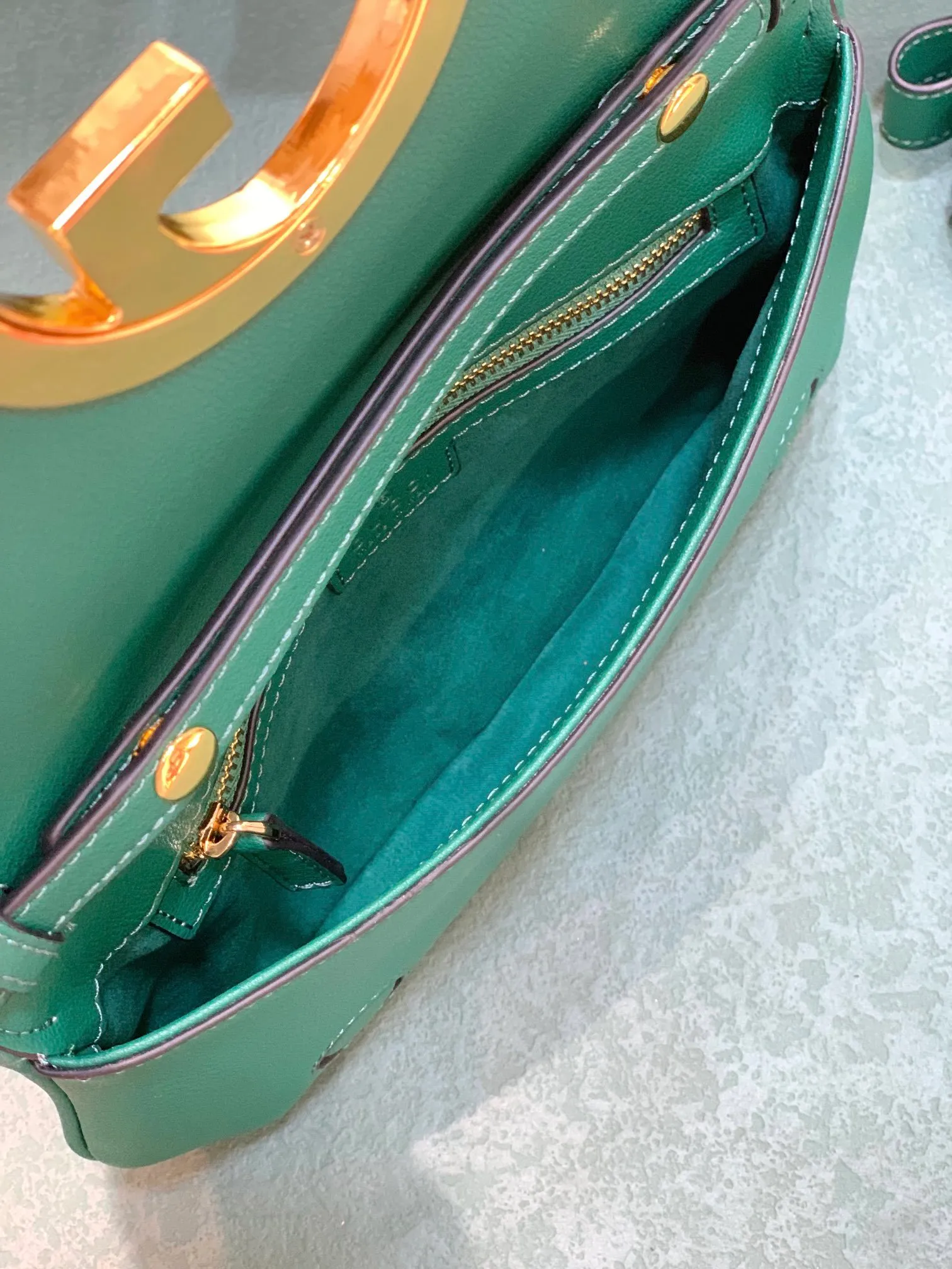 All categories Official website "Brand Women's Bags" Women's Bags 💙 GUCCI 2023 latest GUCCI crossbody bag