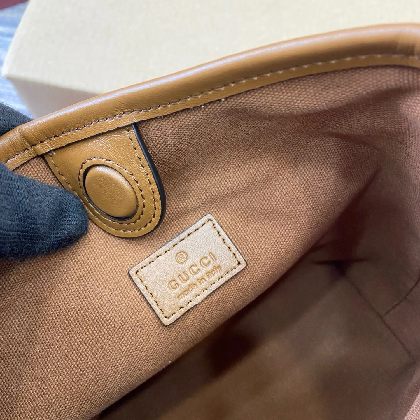 All Categories Official Website "Brand Women's Bags" Women's Bags 💙 GUCCI 2025 New GUCCI Crossbody Bag