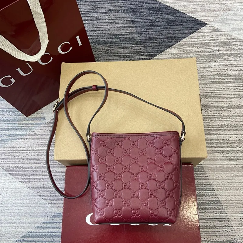 All Categories Official Website "Brand Women's Bags" Women's Bags 💙 GUCCI 2025 New GUCCI Crossbody Bag