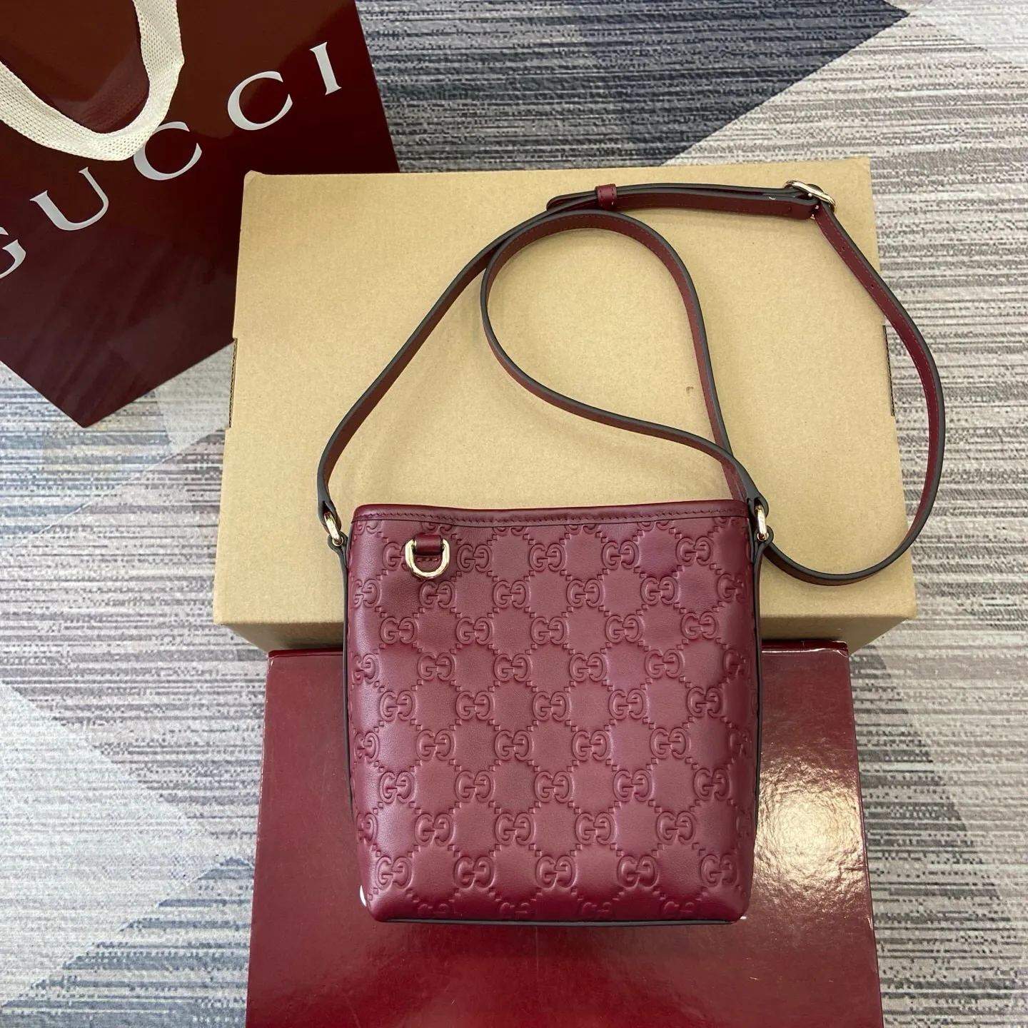 All Categories Official Website "Brand Women's Bags" Women's Bags 💙 GUCCI 2025 New GUCCI Crossbody Bag
