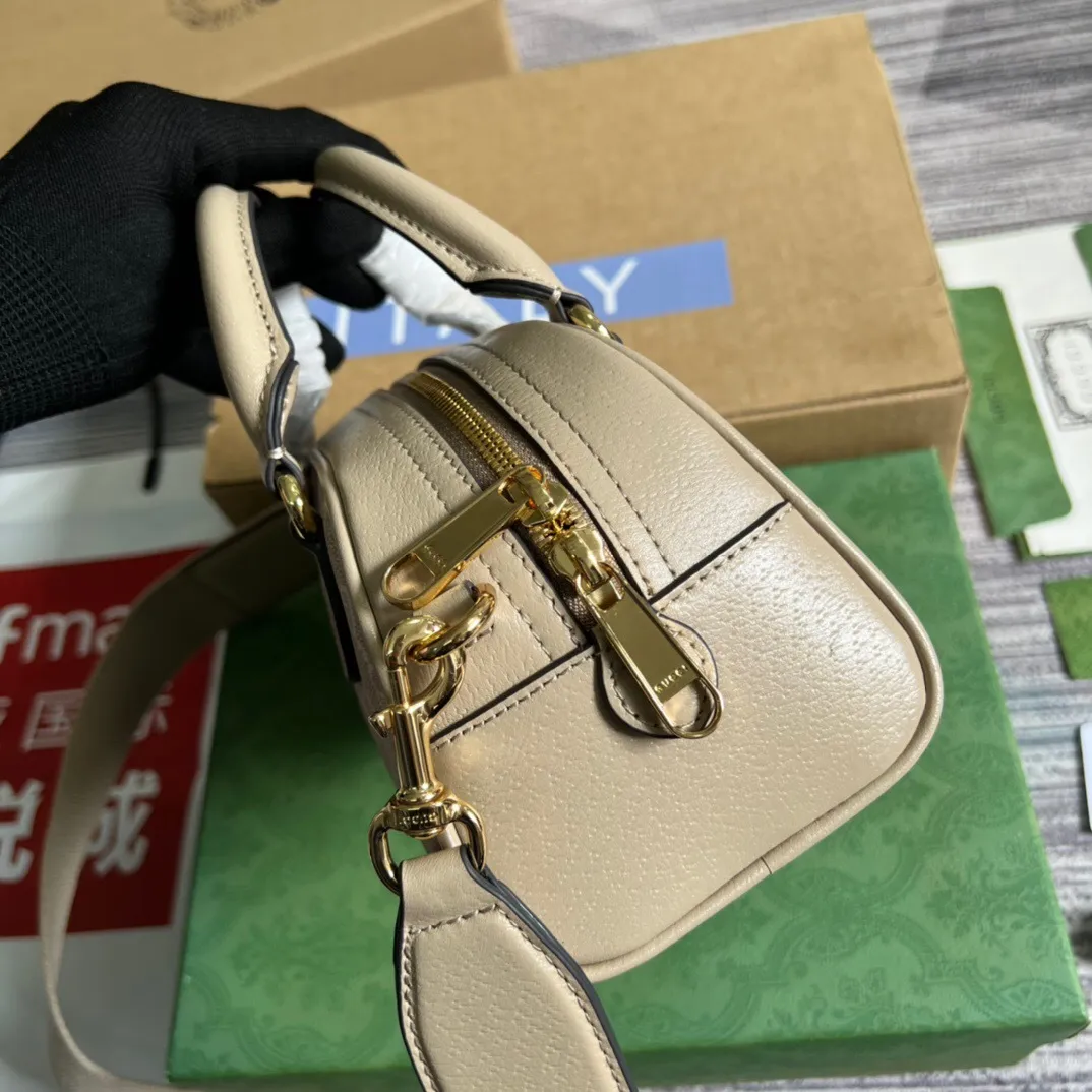 All Categories Official Website "Brand Women's Bags" Women's Bags 💙 GUCCI 2025 New GUCCI Crossbody Bag
