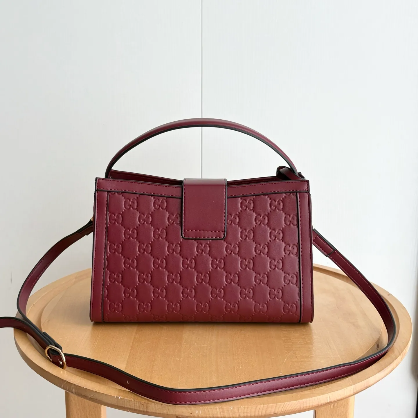 All Categories Official Website "Brand Women's Bags" Women's Bags 💙 GUCCI 2026 New GUCCI Crossbody Bag