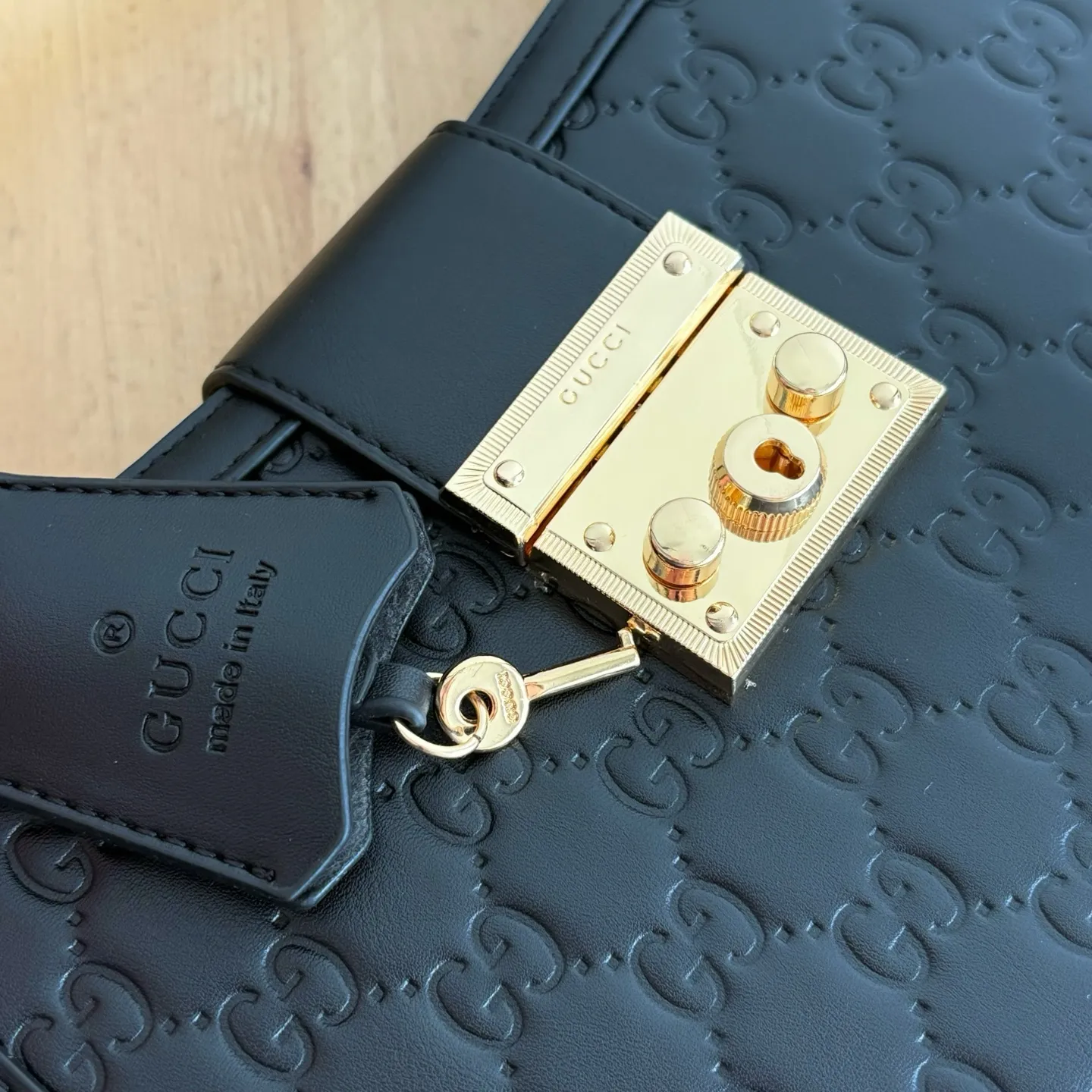 All Categories Official Website "Brand Women's Bags" Women's Bags 💙 GUCCI 2026 New GUCCI Crossbody Bag