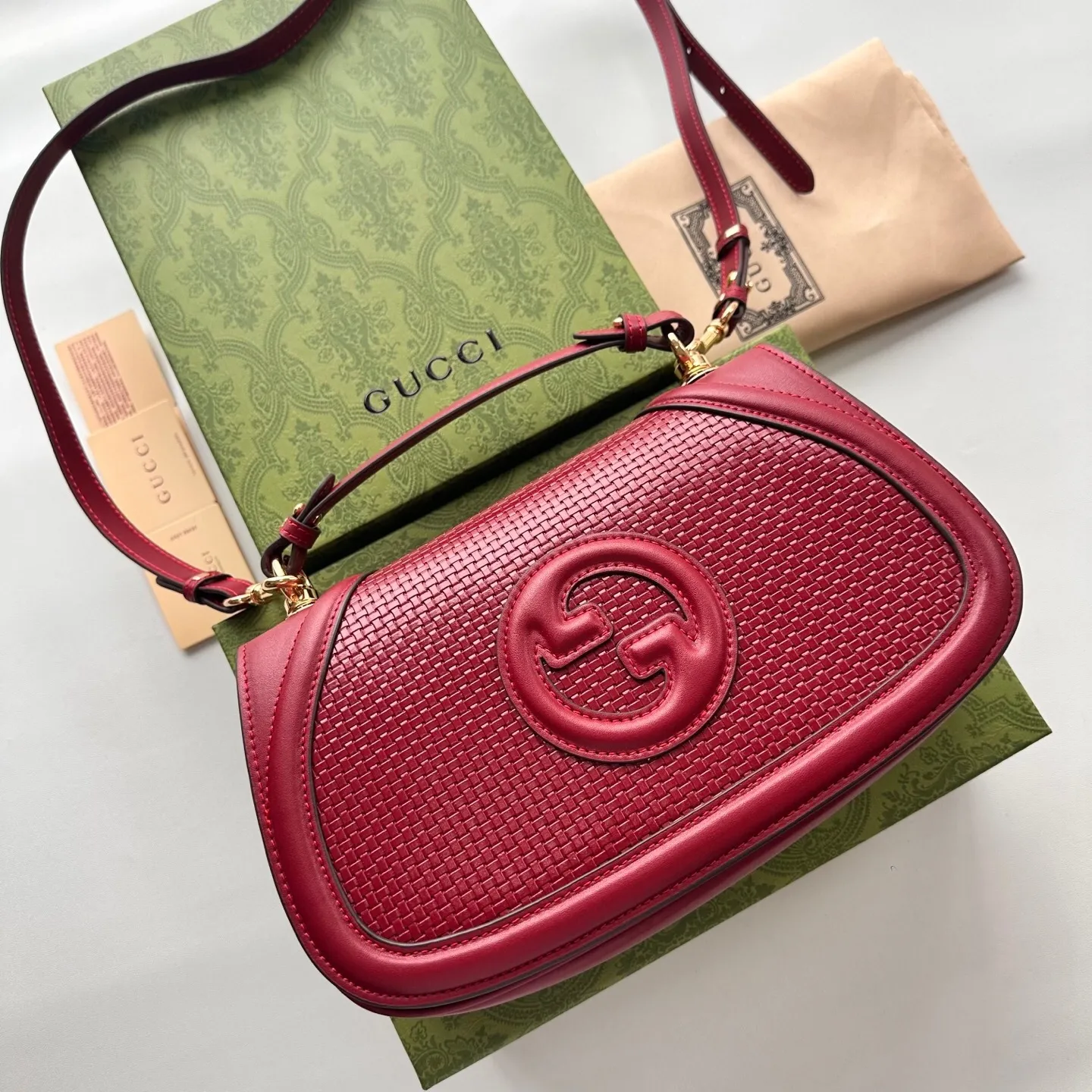 All Categories Official Website "Brand Women's Bags" Women's Bags 💙 GUCCI 2025 New GUCCI Crossbody Bag