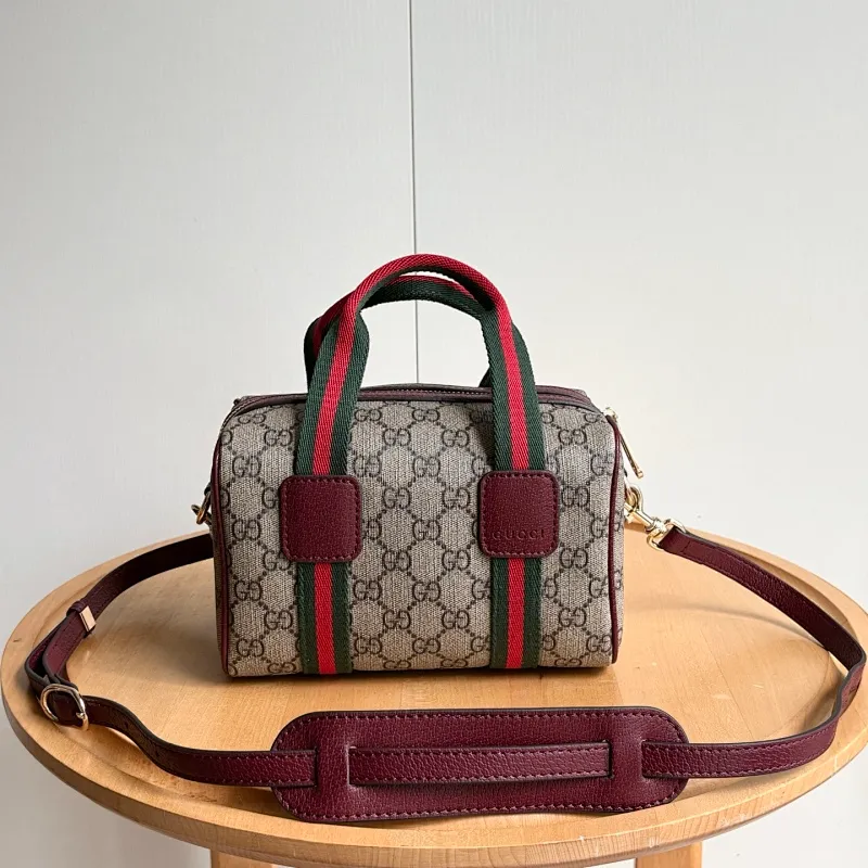 All Categories Official Website "Brand Women's Bags" Women's Bags 💙 GUCCI 2026 New GUCCI Crossbody Bag