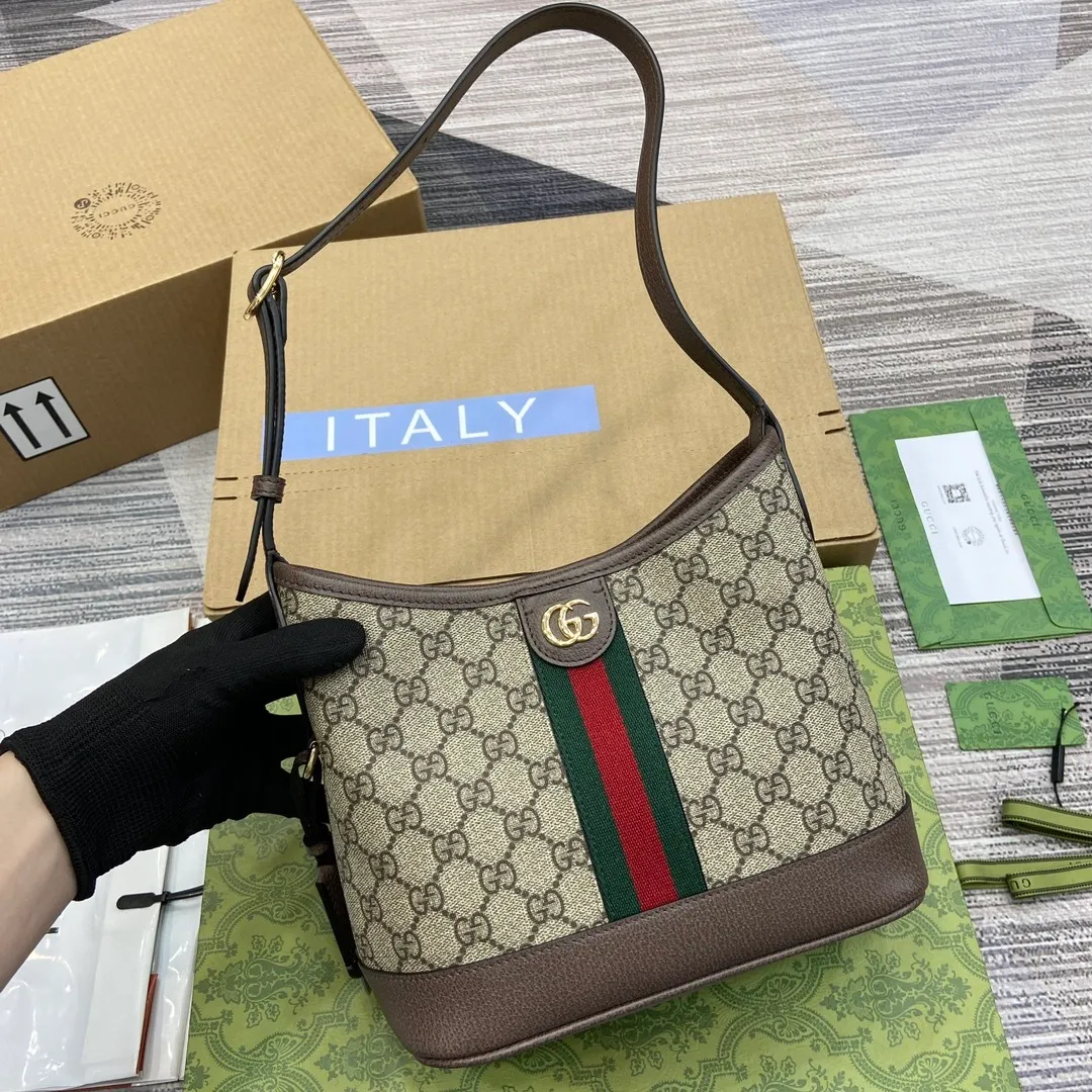 All categories Official website "Brand Women's Bags" Women's Bags 💙 GUCCI 2024 latest GUCCI crossbody bag
