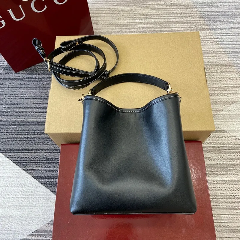 All Categories Official Website "Brand Women's Bags" Women's Bags 💙 GUCCI 2025 New GUCCI Crossbody Bag