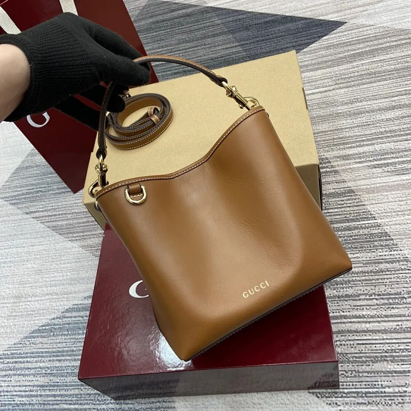 All Categories Official Website "Brand Women's Bags" Women's Bags 💙 GUCCI 2025 New GUCCI Crossbody Bag