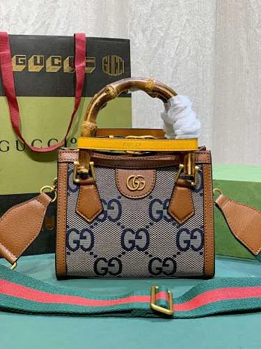All categories Official website "Brand Women's Bags" Women's Bags 💙 GUCCI 2023 latest GUCCI crossbody bag