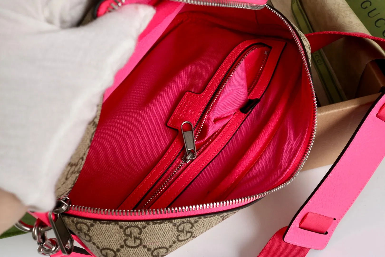 All Categories Official Website "Brand Women's Bags" Women's Bags 💙 GUCCI GUCCI 2026 New Classic GG Pattern Crossbody Bag