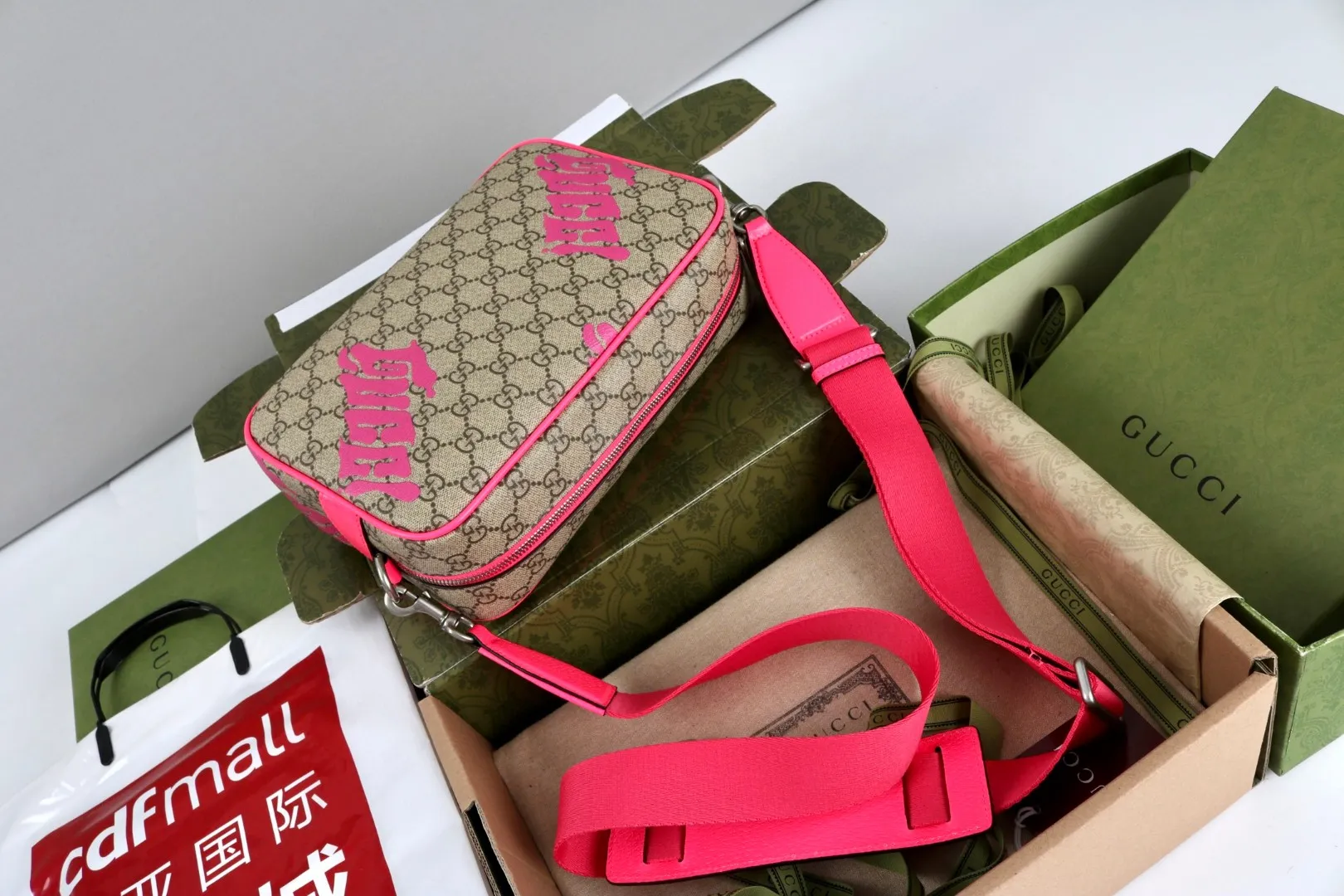 All Categories Official Website "Brand Women's Bags" Women's Bags 💙 GUCCI GUCCI 2026 New Classic GG Pattern Crossbody Bag