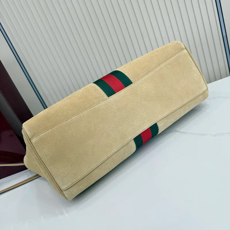 All categories Official website "Brand Women's Bags" Women's Bags 💙 GUCCI 2026 new GUCCI hand-held crossbody bag