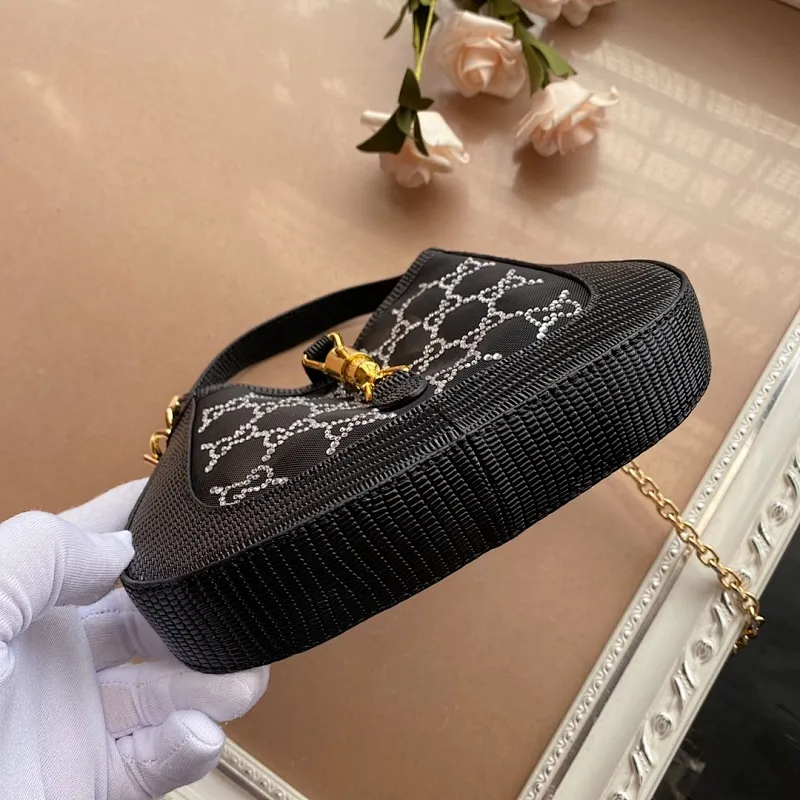 All Categories Official Website "Brand Women's Bags" Women's Bags 💙 GUCCI 2022 Official New Gucci Underarm Bag Wholesale 58002000 High Quality Specifications: 19-13-3CM