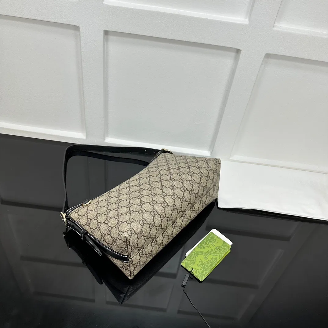 All categories Official website "Brand Women's Bags" Women's Bags 💙 GUCCI 2025 new GUCCI armpit bag