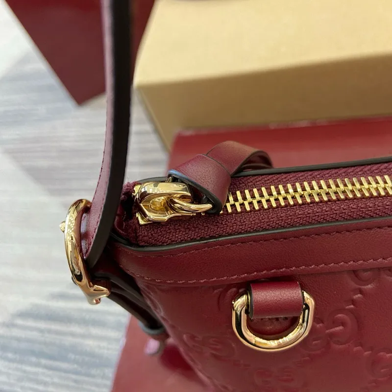 All Categories Official Website "Brand Women's Bags" Women's Bags 💙 GUCCI 2025 New GUCCI Crossbody Bag