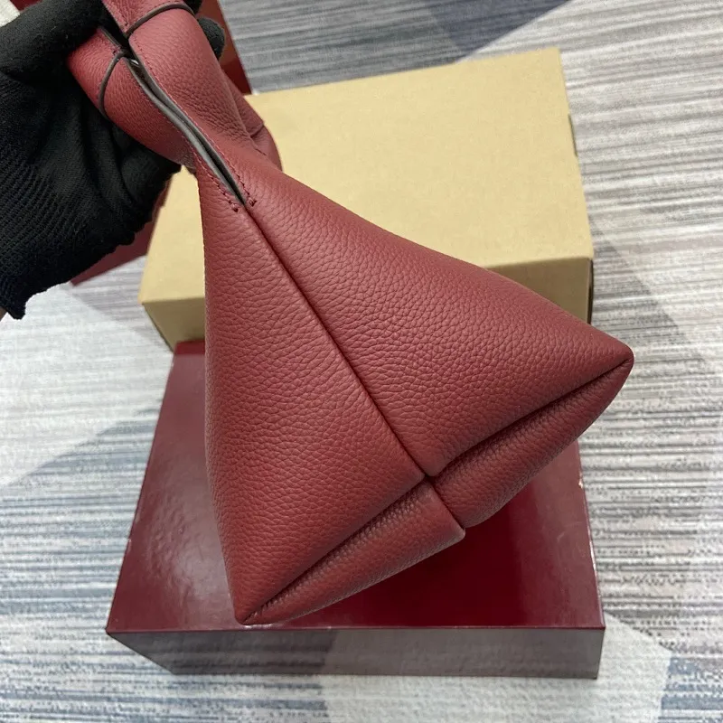 All Categories Official Website "Brand Women's Bags" Women's Bags 💙 GUCCI 2025 New GUCCI Handbags