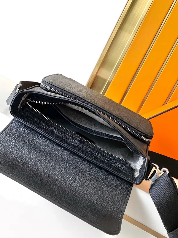 All Categories 💚 Top Version Men’s Bags 💚 Hermes 2024 New Hermes Crossbody Bag