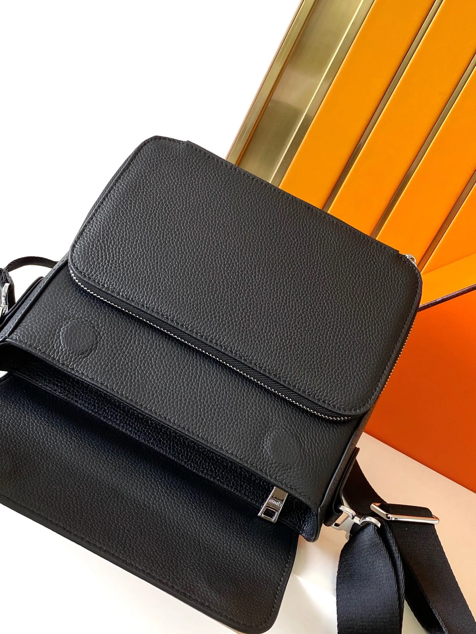 All Categories 💚 Top Version Men’s Bags 💚 Hermes 2024 New Hermes Crossbody Bag