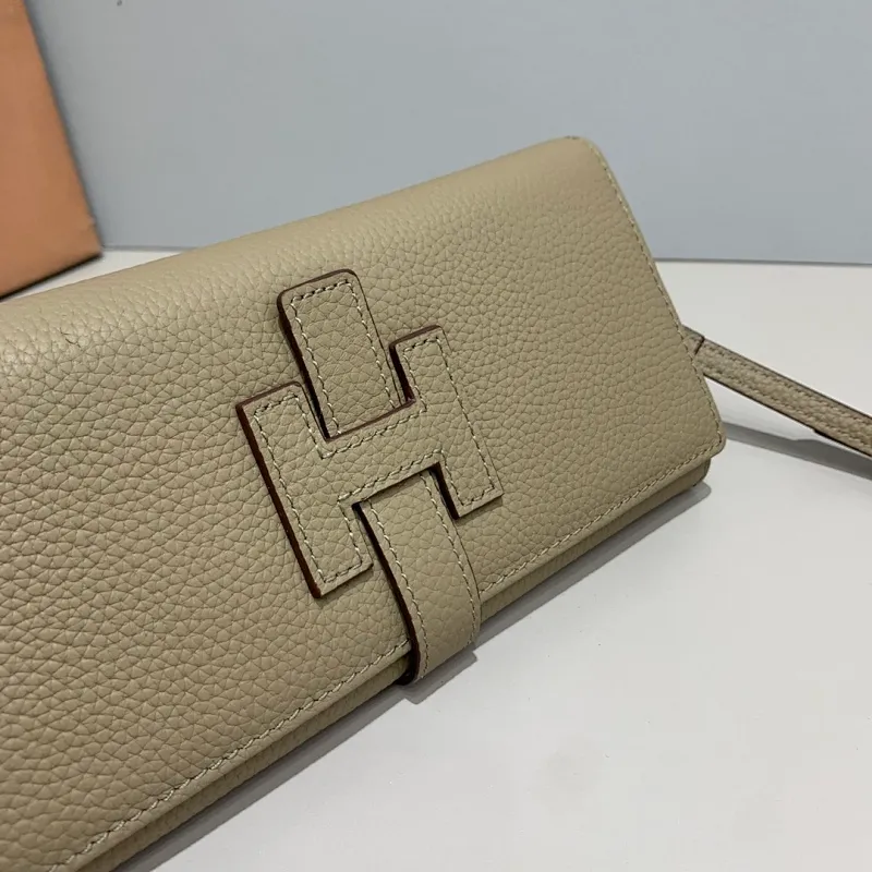 All Categories Hermès Wallet (Hermès) Hermès 514-2 Leather Buckle