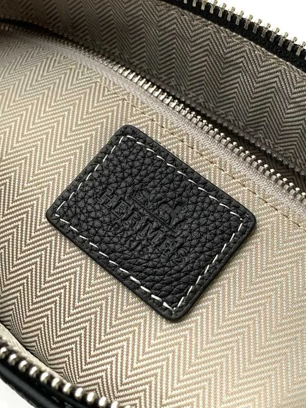 All categories Hermès wallet (Hermès) Hermès 6001-4