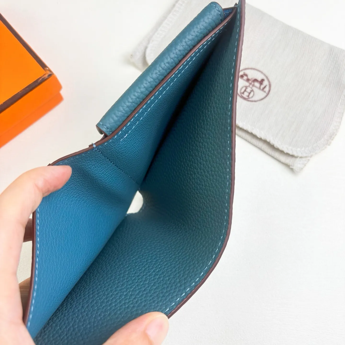 All categories Hermès wallet (Hermès) Hermès 528
