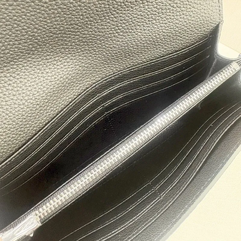 All Categories Hermès Wallet (Hermès) Hermès 0699 Silver Buckle