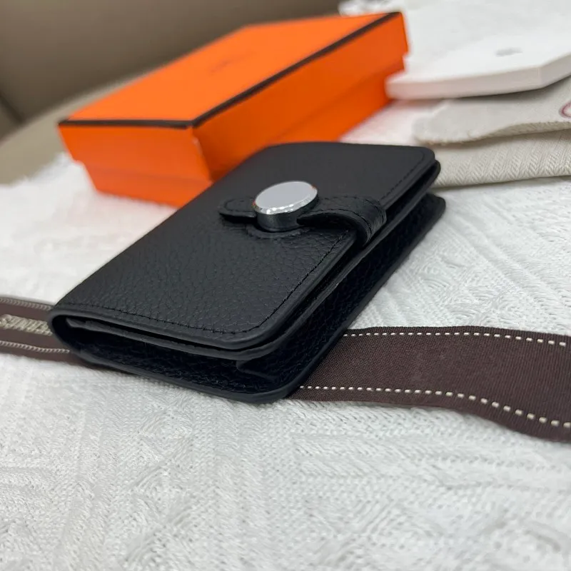 All categories Hermès wallet (Hermès) Hermès 5121 pebbled silver buckle