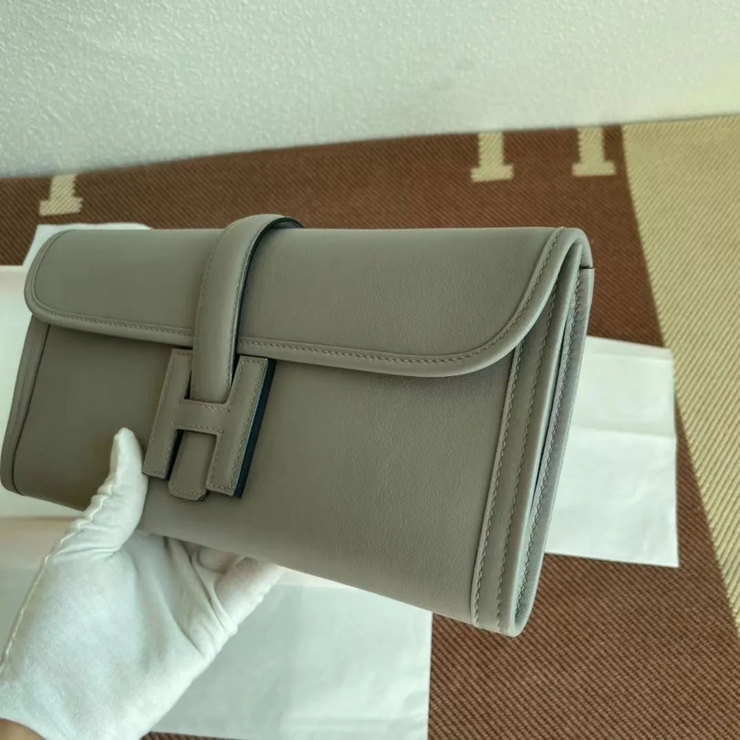 All Categories Hermès Wallet (Hermès) Hermès 29s