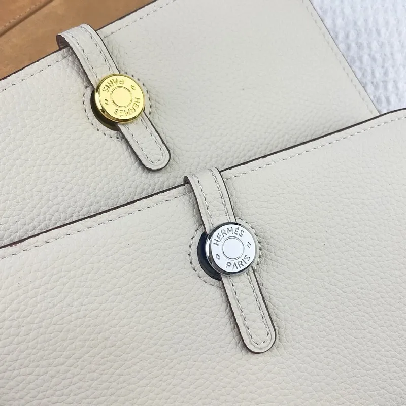 All categories Hermès wallet (Hermès) Hermès 533 gold buckle