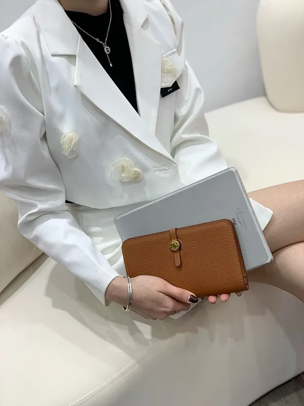 All categories Hermès wallet (Hermès) Hermès 533