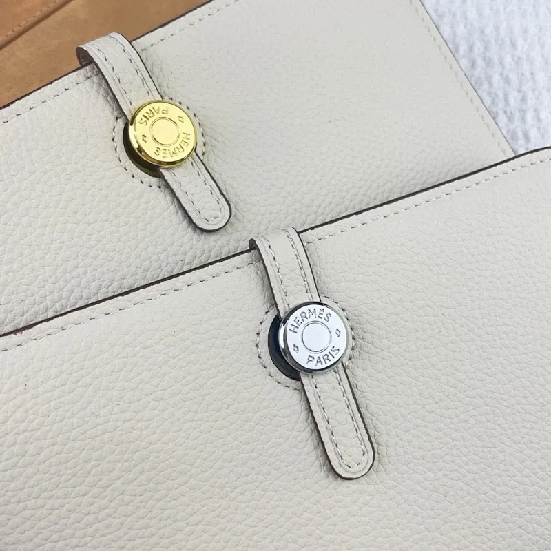 All categories Hermès wallet (Hermès) Hermès 533