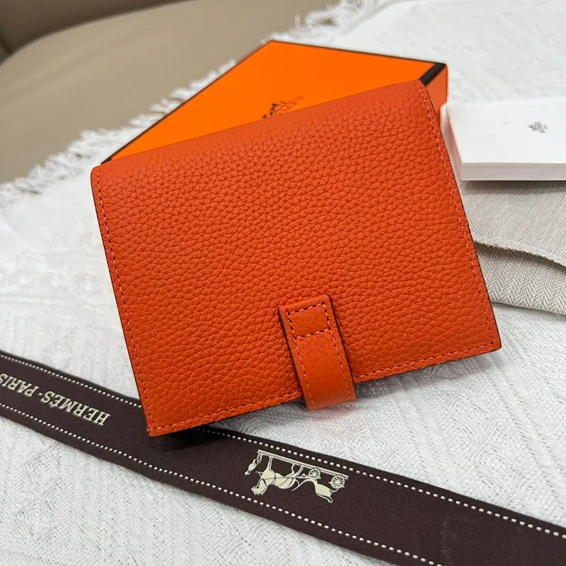 All categories Hermès wallet (Hermès) Hermès 5120 pebbled silver buckle