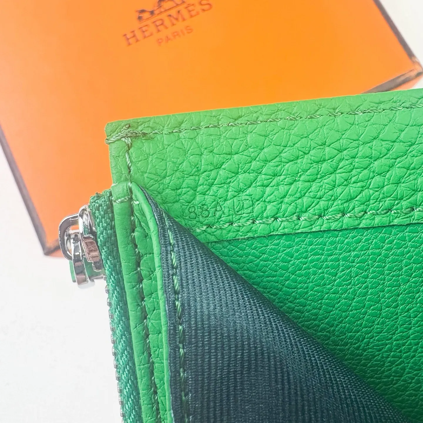 All categories Hermès wallet (Hermès) Hermès 6357 punching