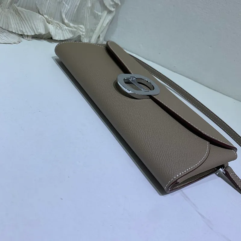 All categories Hermès wallet (Hermès) Hermès 961 silver buckle