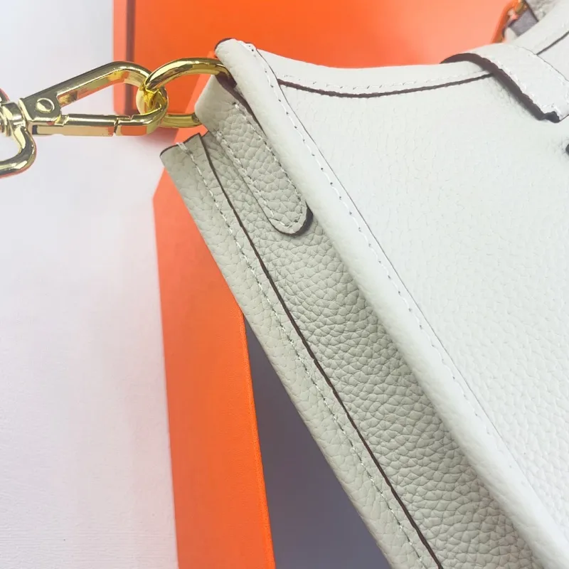 All categories Hermès wallet (Hermès) Hermès 186