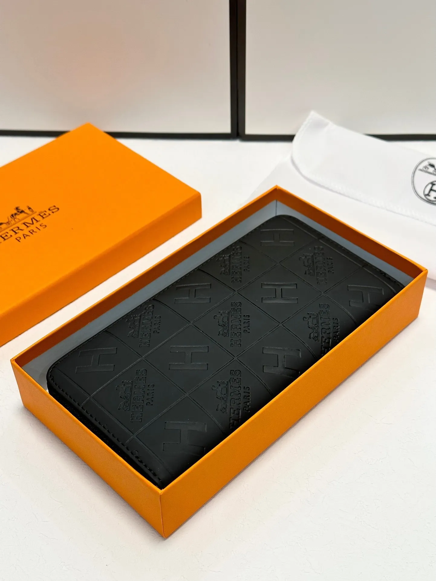 All Categories Hermès Wallet (Hermès) Hermès 142