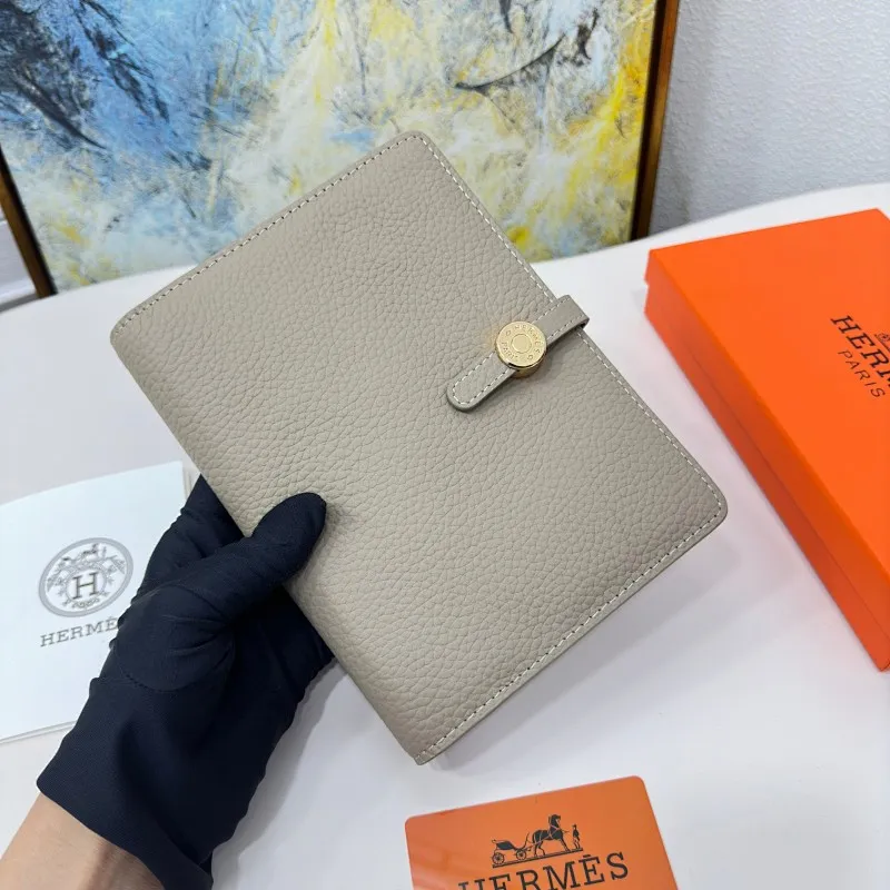 All categories Hermès wallet (Hermès) Hermès 718