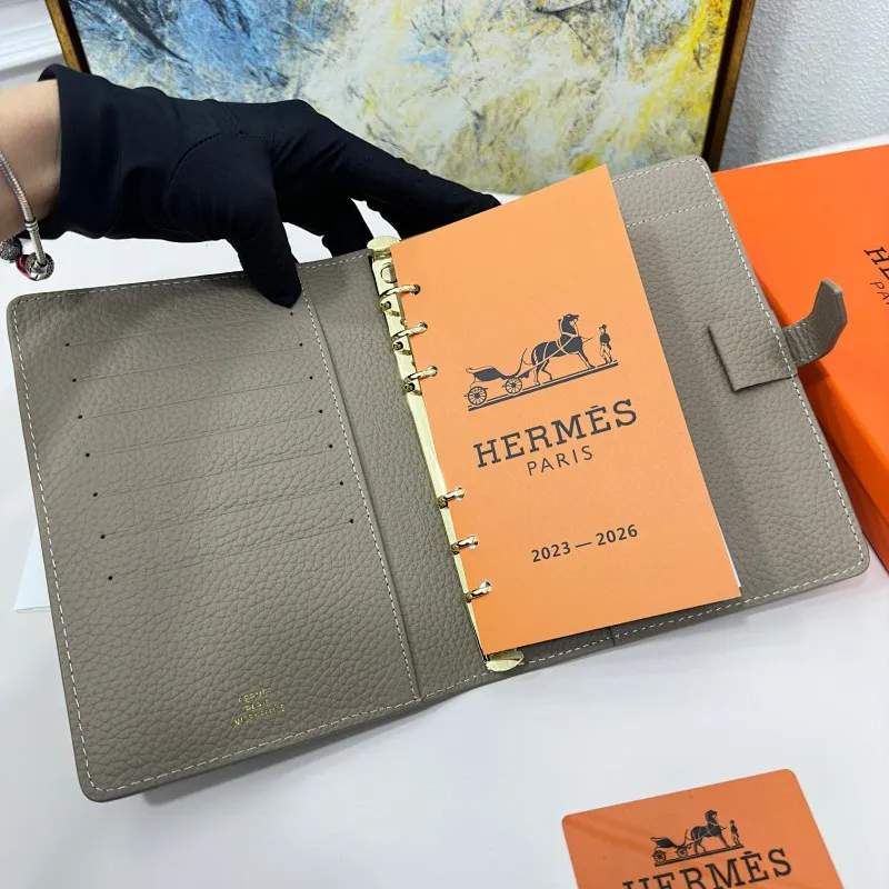 All categories Hermès wallet (Hermès) Hermès 718