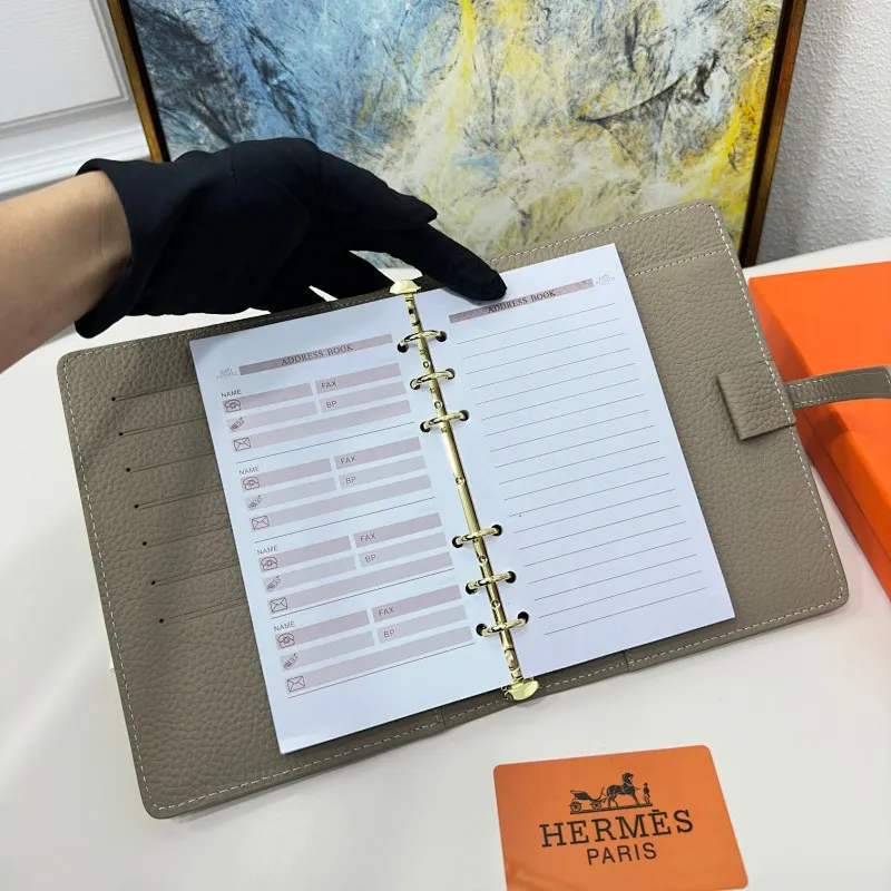 All categories Hermès wallet (Hermès) Hermès 718