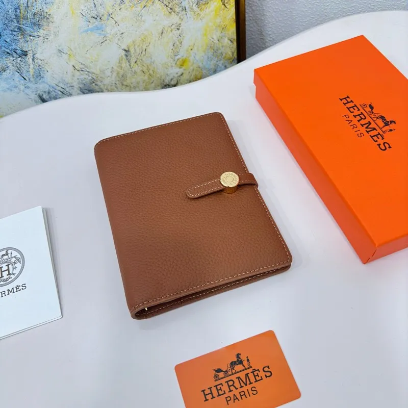 All categories Hermès wallet (Hermès) Hermès 718