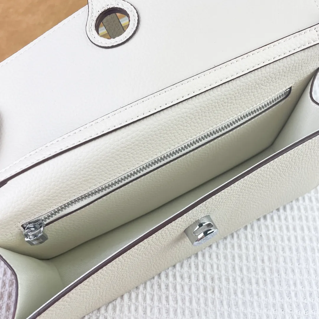 All Categories Hermès Wallet (Hermès) Hermès 388-2 Silver
