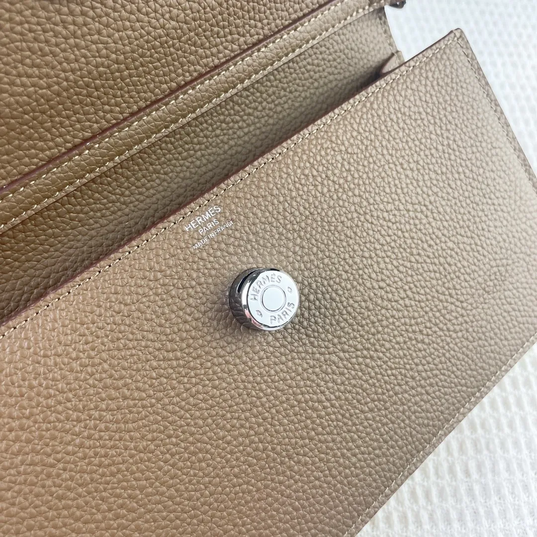 All Categories Hermès Wallet (Hermès) Hermès 388-2 Silver
