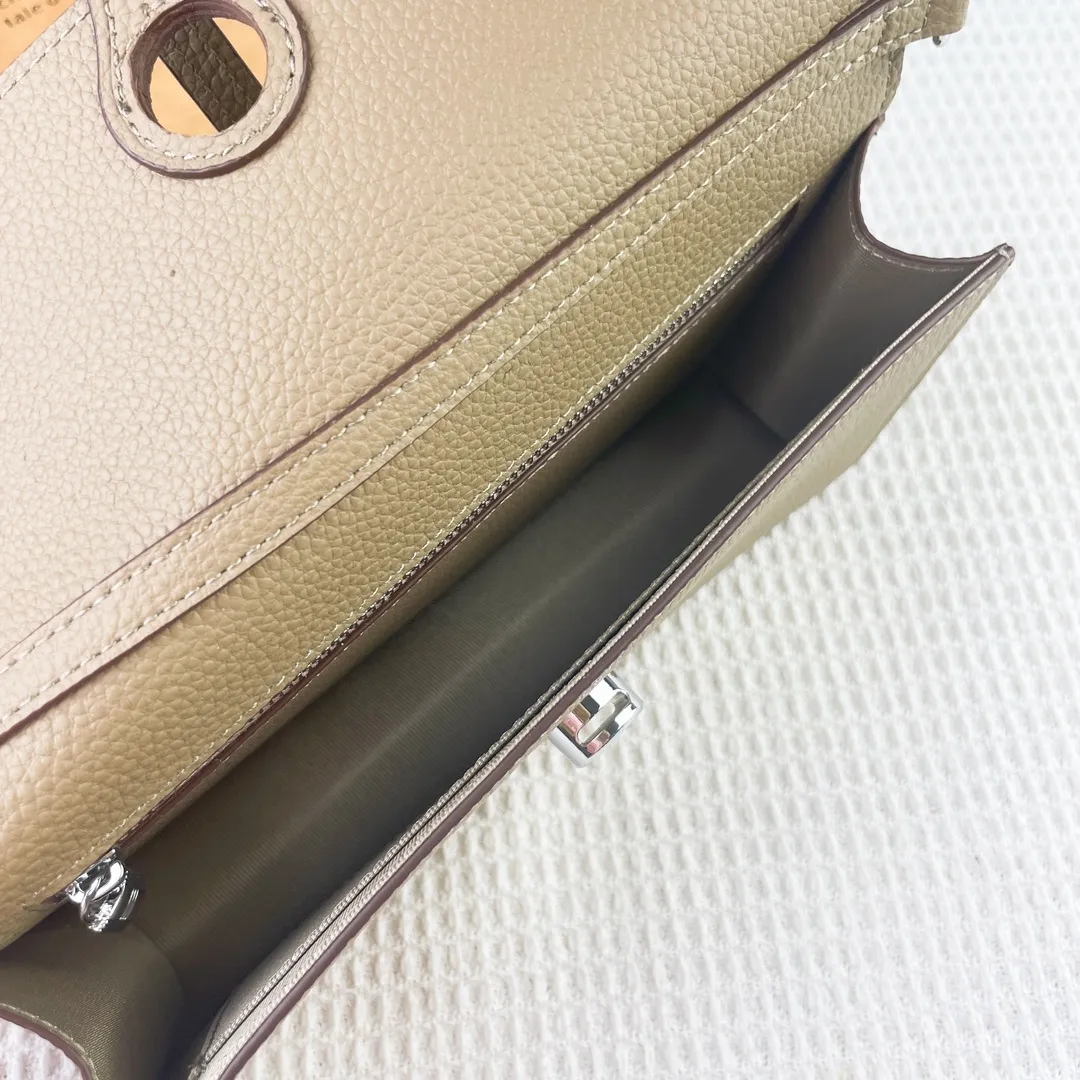 All Categories Hermès Wallet (Hermès) Hermès 388-2 Silver