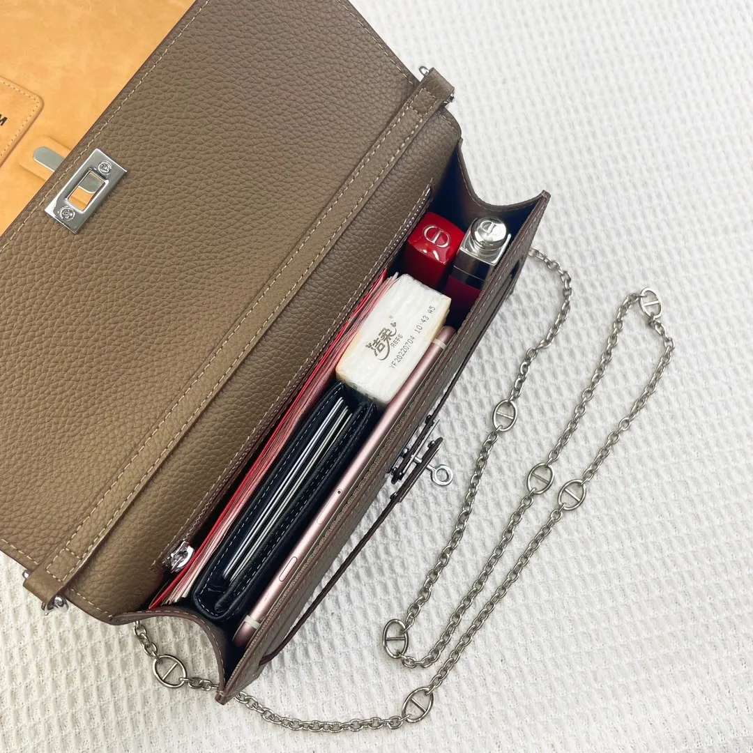 All Categories Hermès Wallet (Hermès) Hermès 362-1 Silver Buckle