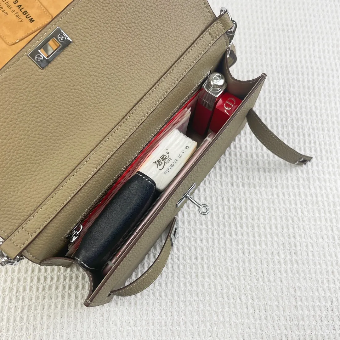 All Categories Hermès Wallet (Hermès) Hermès 362-1 Silver Buckle