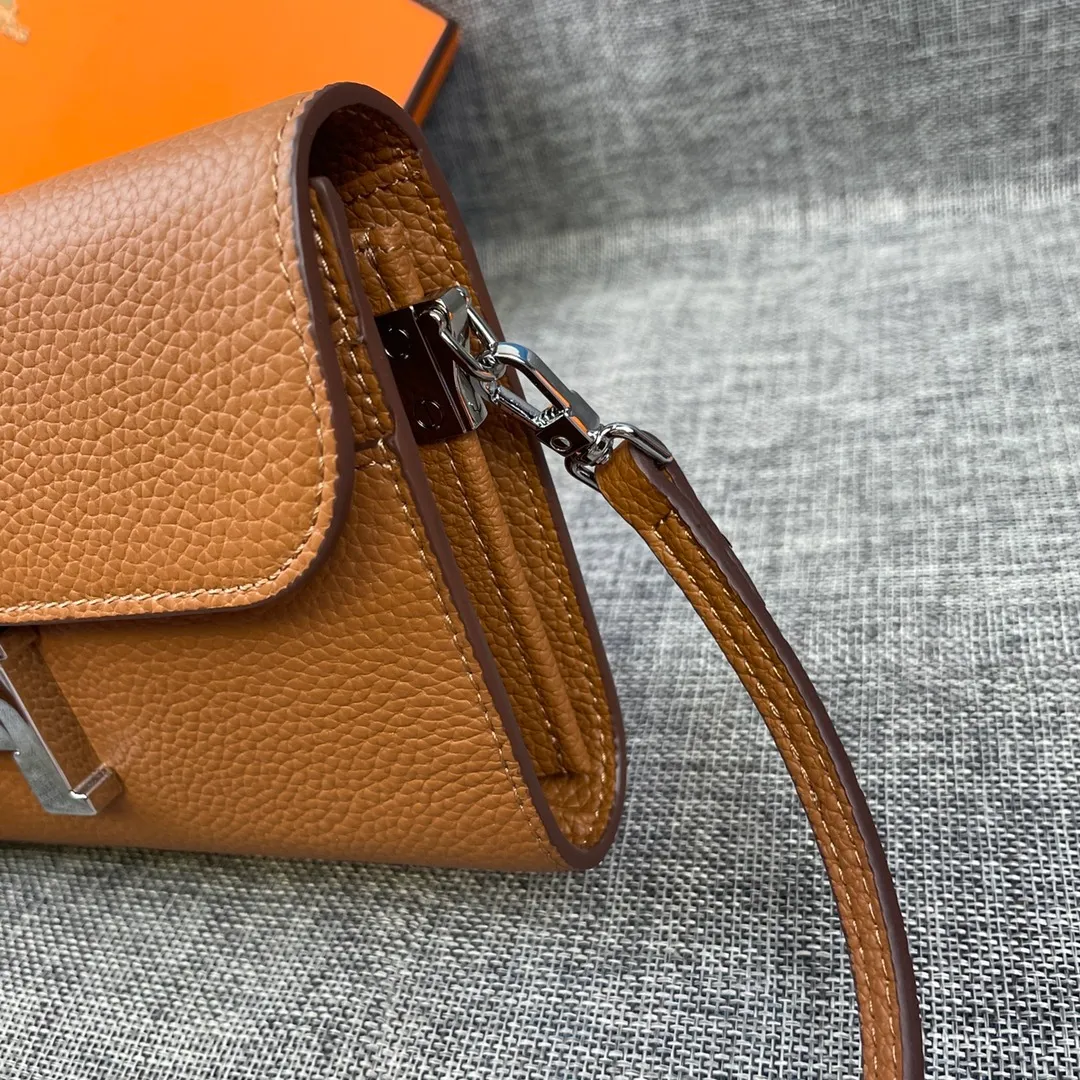 All categories Hermès wallet (Hermès) Hermès 9852 leather silver buckle