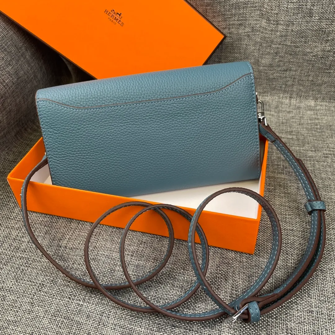All categories Hermès wallet (Hermès) Hermès 9852 leather silver buckle